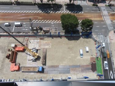 【繊協ビル建替工事記録47】(2022.8)駐車場棟建設開始